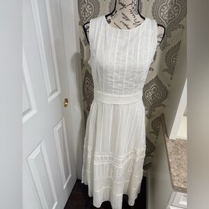 Taylor White  Sleeveless Dress. Size 8